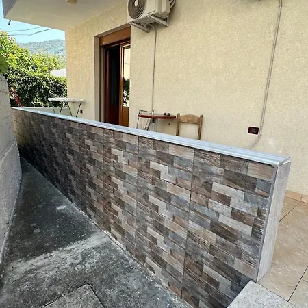 Privat 1-2 * Vlorë